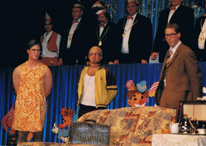 2001 weitere Gruppen 1 4